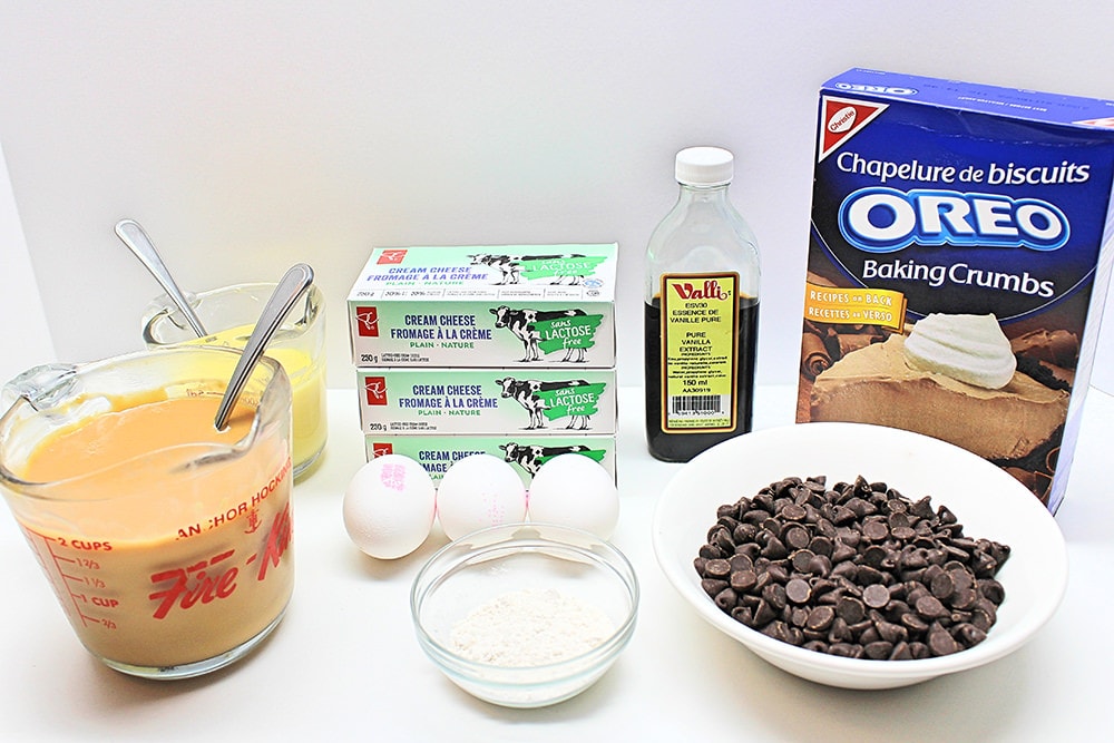 Ingredients needed to make chocolate chip cheesecake.