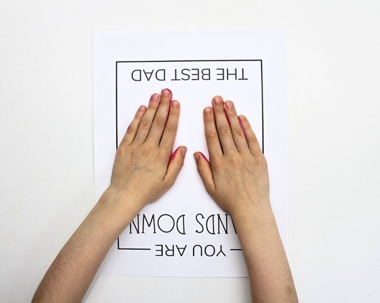 Free "Hands Down Best Dad" Printable (Handprint Craft for Father's Day ...